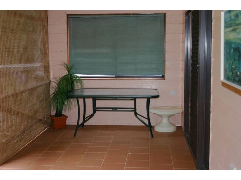 5 Kullaroo Road, Summerland Point NSW 2259