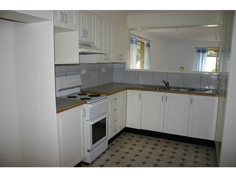 7 Tarwhine Avenue, Chain Valley Bay NSW 2259