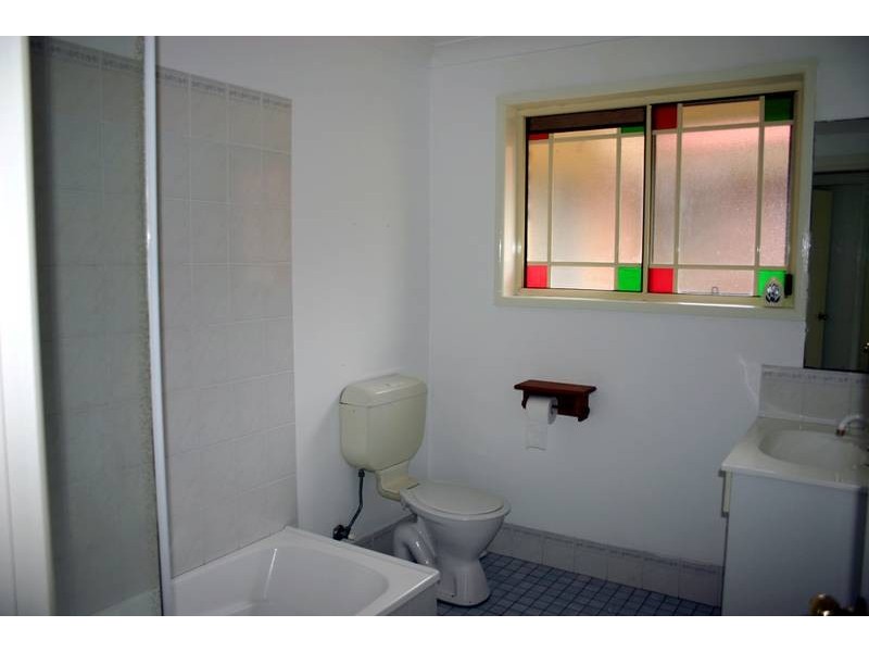 7 Tarwhine Avenue, Chain Valley Bay NSW 2259