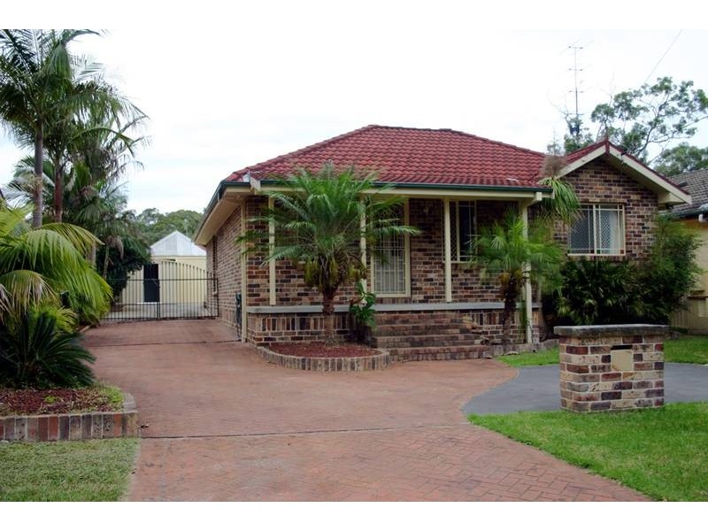 7 Tarwhine Avenue, Chain Valley Bay NSW 2259