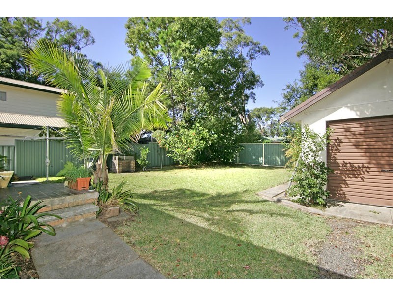 4 Charmhaven Avenue, Charmhaven NSW 2263