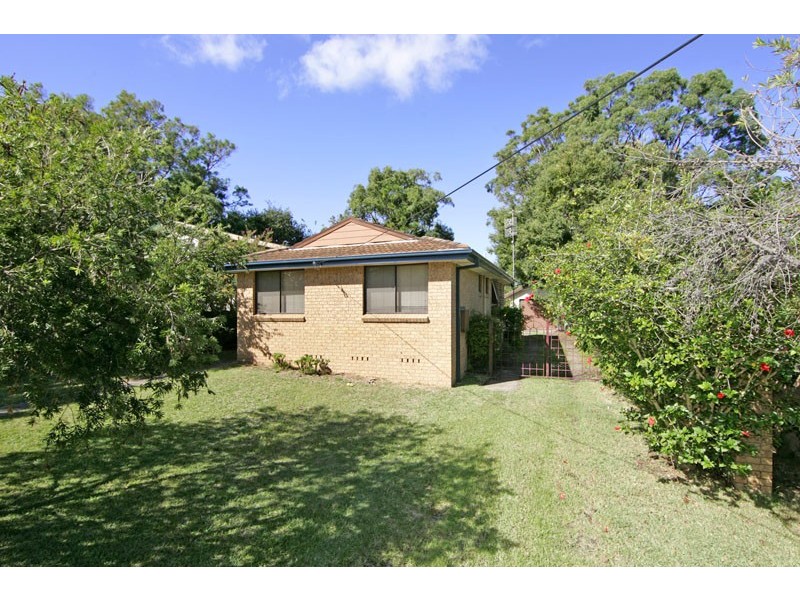 4 Charmhaven Avenue, Charmhaven NSW 2263