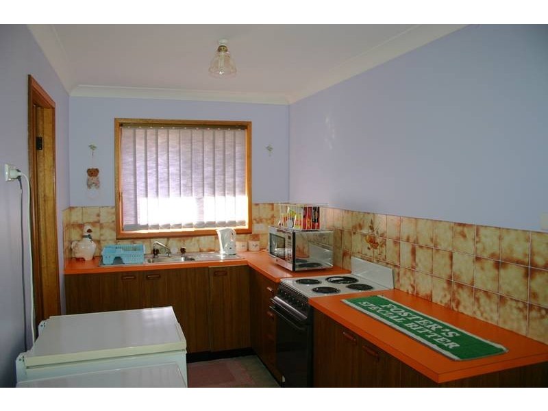 54 Cams Boulevard, Summerland Point NSW 2259