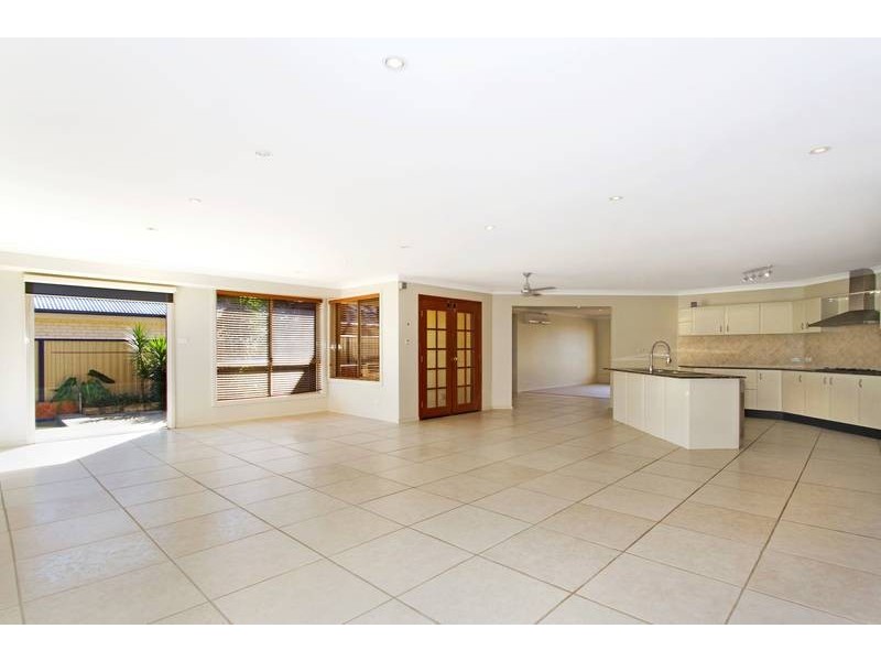 4 Mulwala Drive, Wyee Point NSW 2259