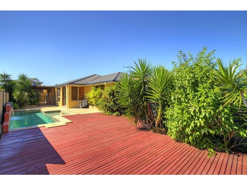 4 Mulwala Drive, Wyee Point NSW 2259