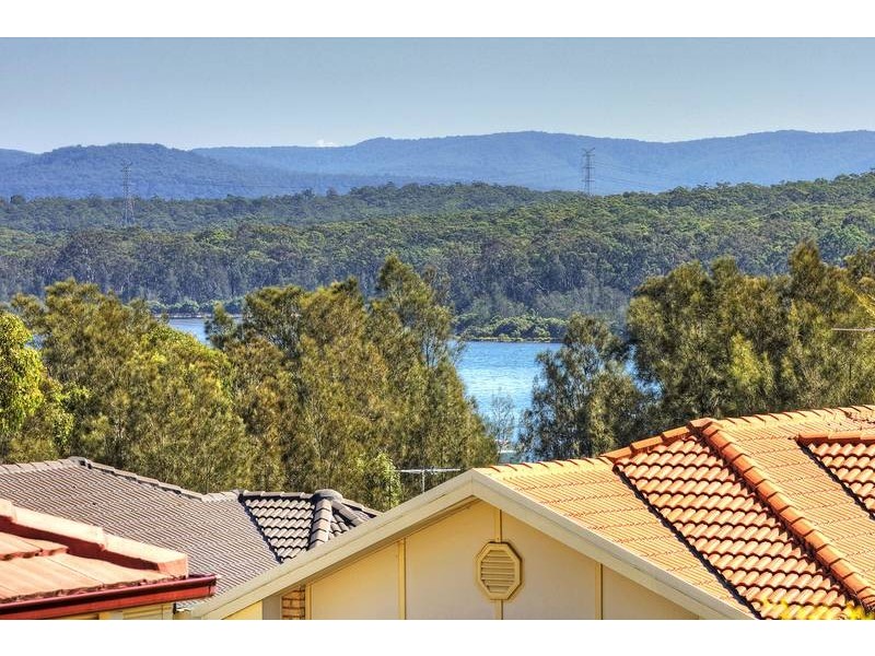 4 Mulwala Drive, Wyee Point NSW 2259