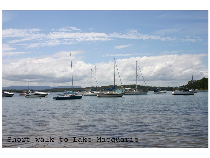 154 Cams Boulevard, Summerland Point NSW 2259