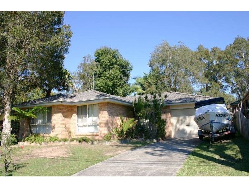 67 Muraban Road, Summerland Point NSW 2259