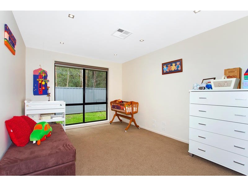 10 Illawong Road, Summerland Point NSW 2259