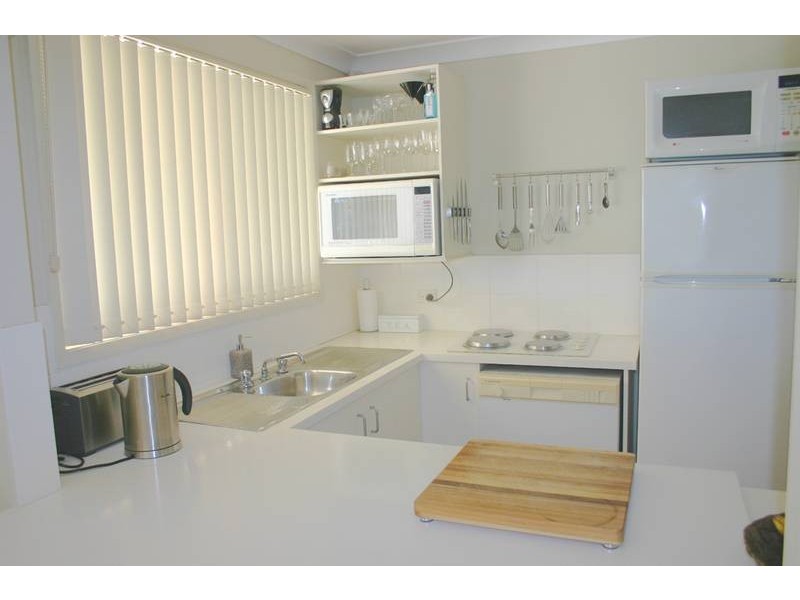 76 Catherine Street, Mannering Park NSW 2259