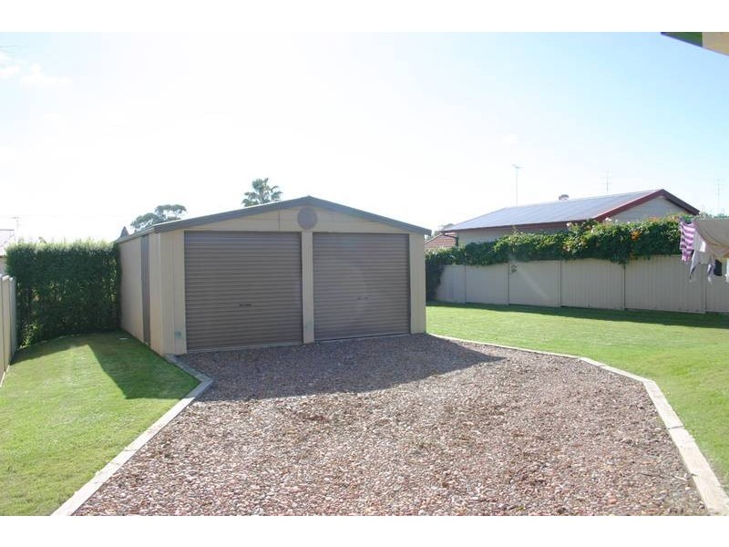 76 Catherine Street, Mannering Park NSW 2259