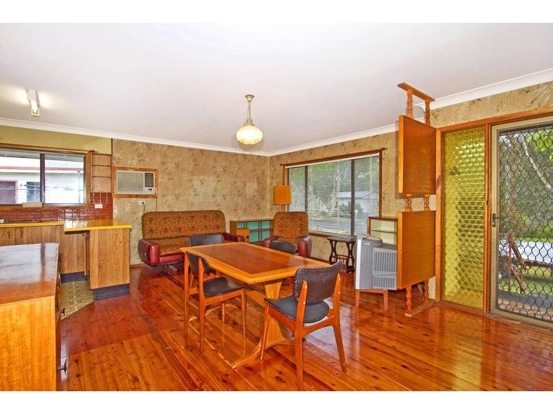 77 Cams Boulevard, Summerland Point NSW 2259
