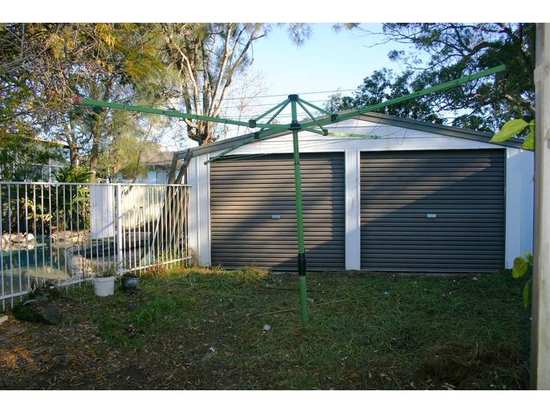 47 Vales Road, Mannering Park NSW 2259