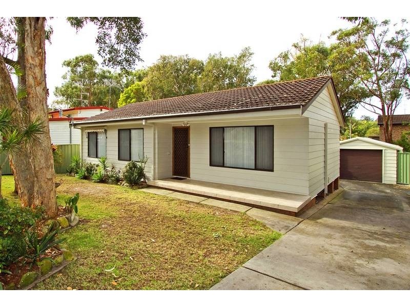 3 Queens Road, Lake Munmorah NSW 2259