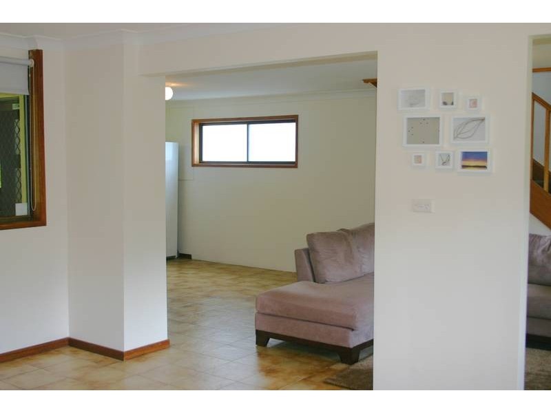 15 Murrumbong Road, Summerland Point NSW 2259