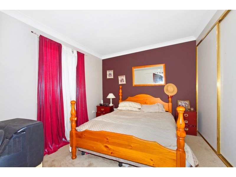 4 Dale Avenue, Chain Valley Bay NSW 2259