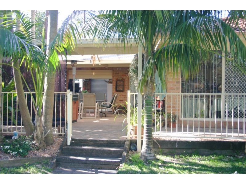 2 Ginganup Road, Summerland Point NSW 2259