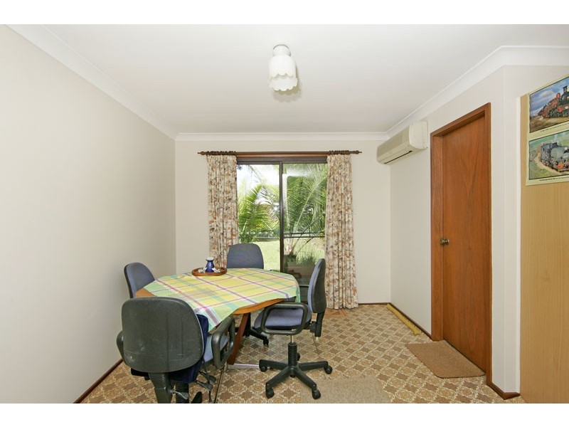 4 Charmhaven Avenue, Charmhaven NSW 2263