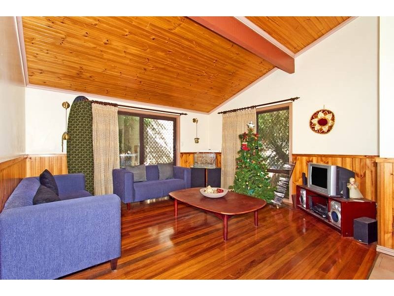 35 High Street, Wyee Point NSW 2259