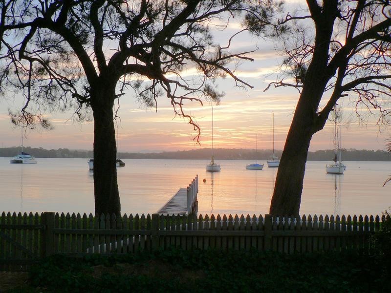 13 The Cut, Mannering Park NSW 2259