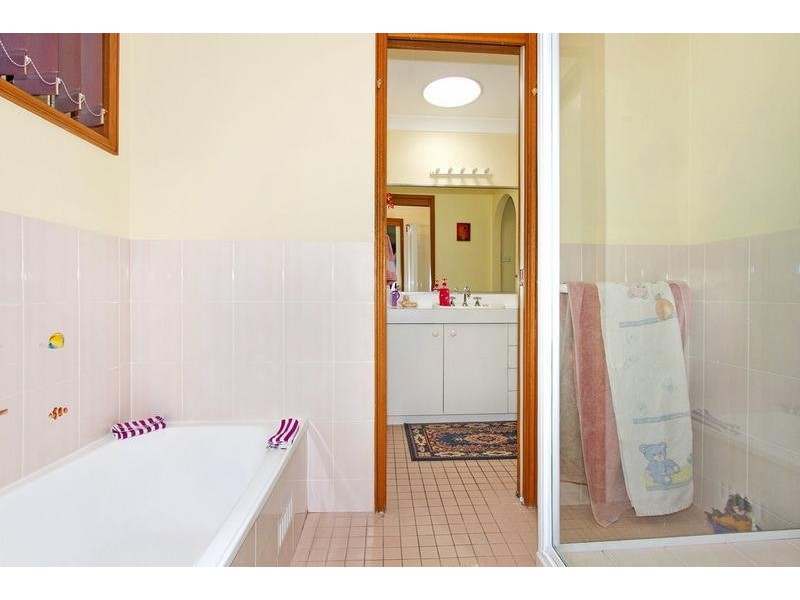 98 Catherine Street, Mannering Park NSW 2259