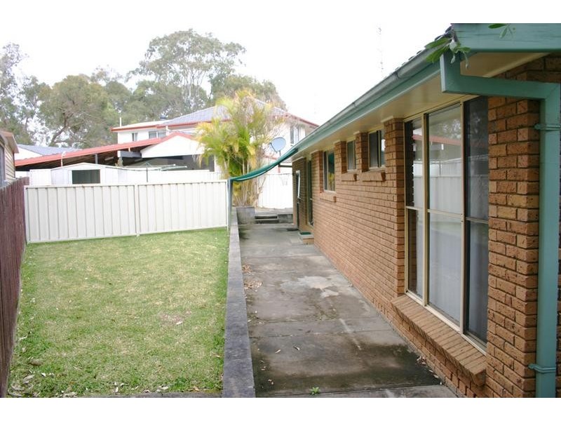36 Bambara Avenue, Summerland Point NSW 2259