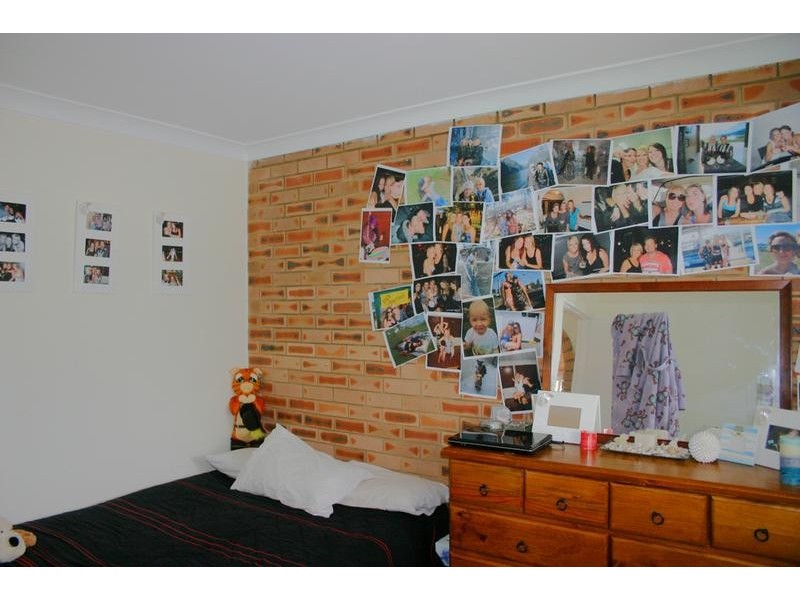 115 Vales Road, Mannering Park NSW 2259