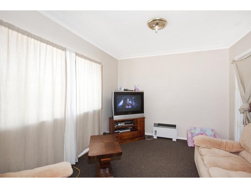16 Gamban Road, Gwandalan NSW 2259