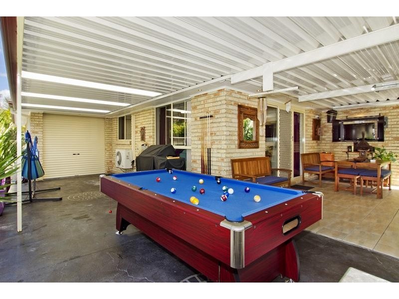 34 Warrina Avenue, Summerland Point NSW 2259
