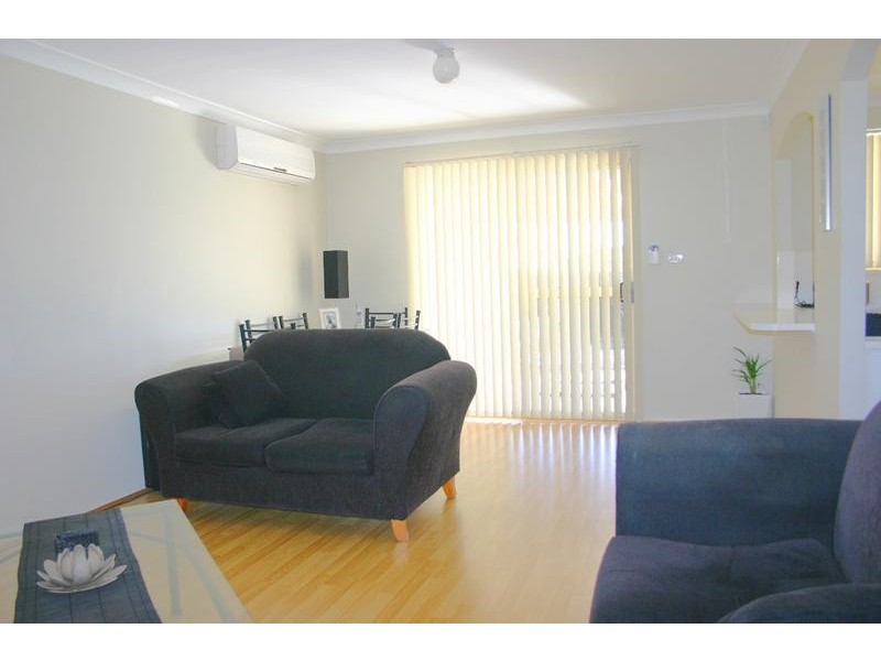 76 Catherine Street, Mannering Park NSW 2259