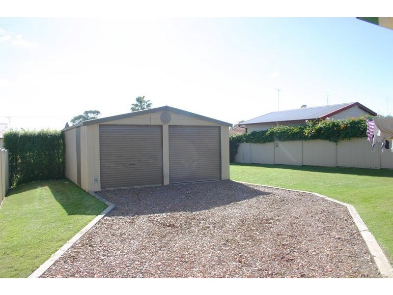76 Catherine Street, Mannering Park NSW 2259