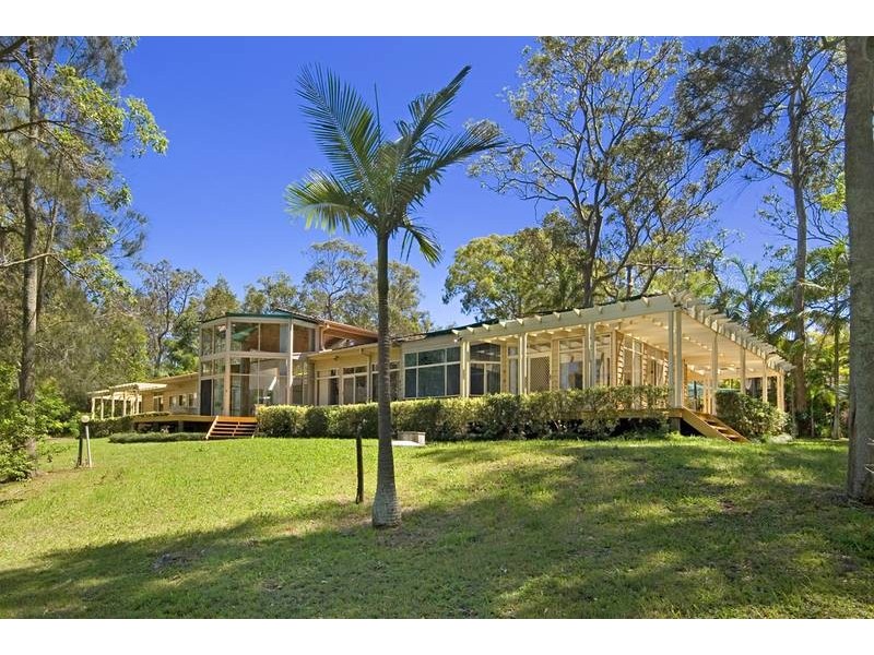 275 Cams Boulevard, Summerland Point NSW 2259