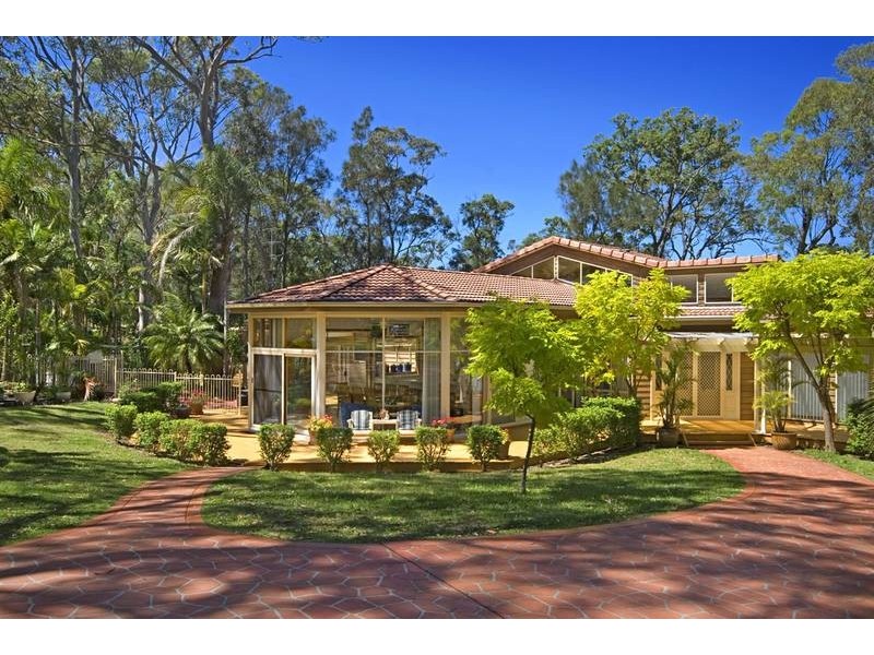 275 Cams Boulevard, Summerland Point NSW 2259