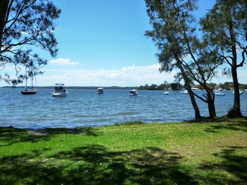 61 Kullaroo Road, Summerland Point NSW 2259