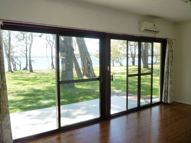 61 Kullaroo Road, Summerland Point NSW 2259