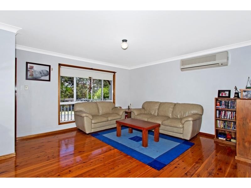 38 Leumeah Avenue, Chain Valley Bay NSW 2259
