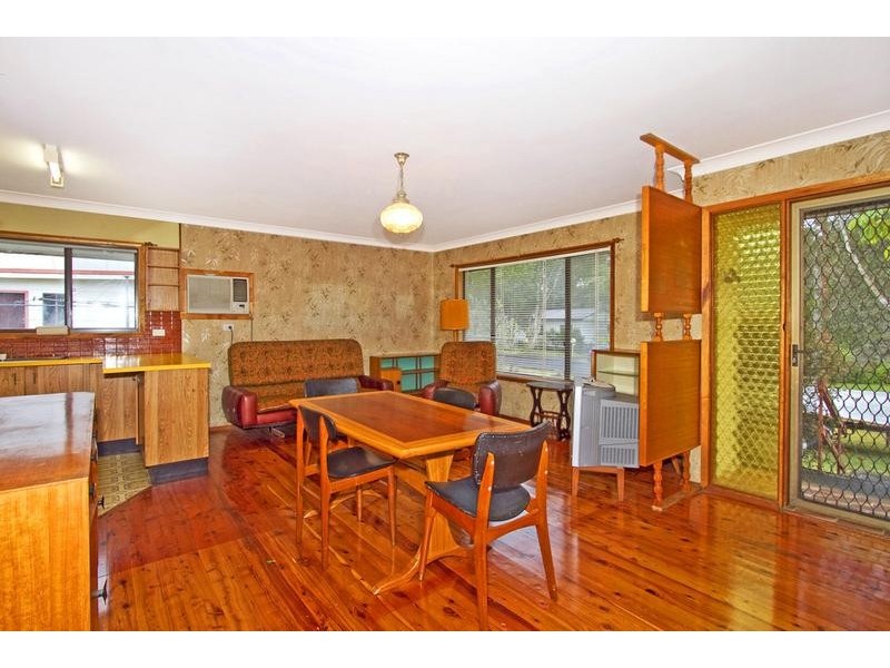 77 Cams Boulevard, Summerland Point NSW 2259