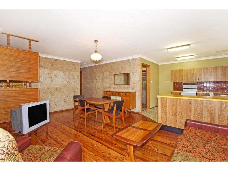 77 Cams Boulevard, Summerland Point NSW 2259