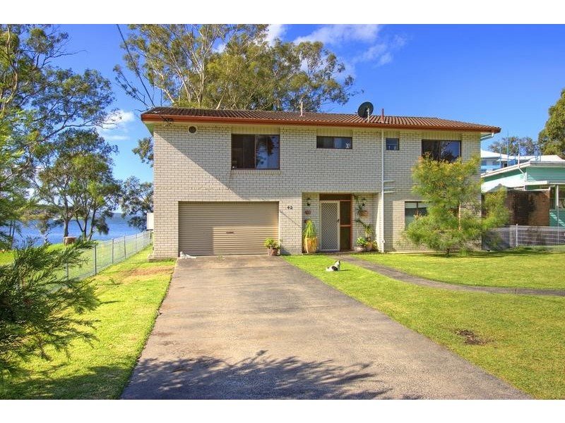 42 Gamban Road, Gwandalan NSW 2259