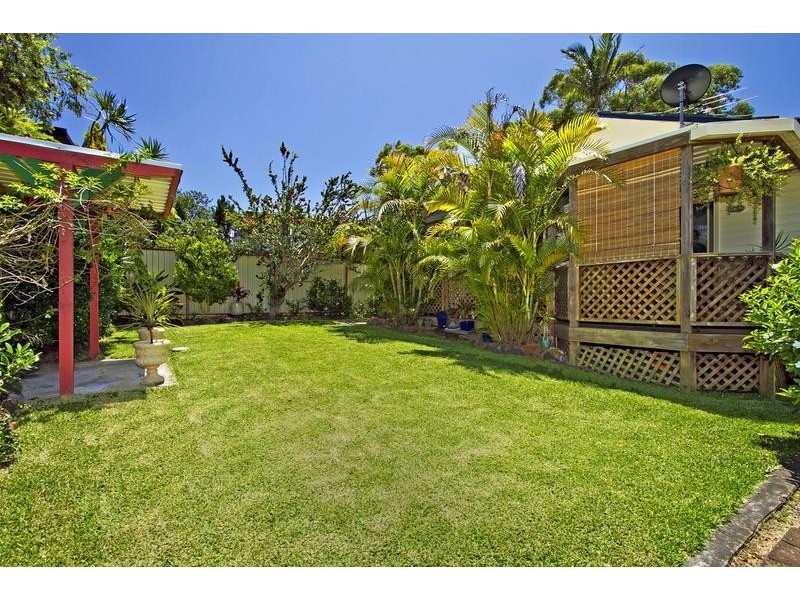 19 Waverley Road, Mannering Park NSW 2259