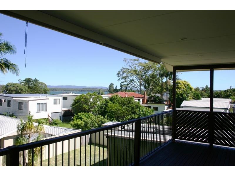 9b Marmion Street, Mannering Park NSW 2259