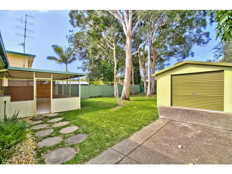148 Cams Boulevard, Summerland Point NSW 2259