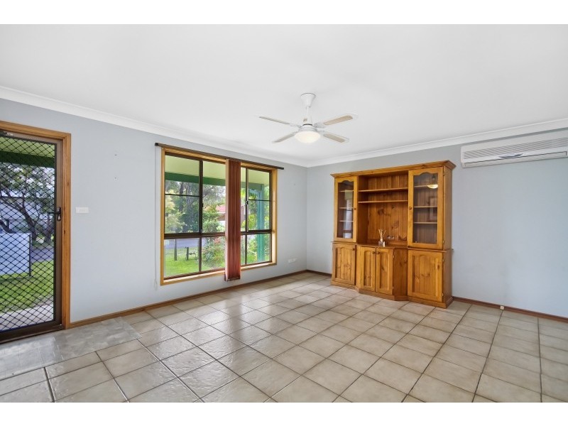 148 Cams Boulevard, Summerland Point NSW 2259