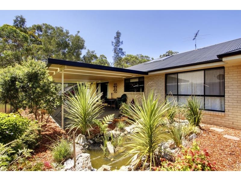 12 Illawong Road, Summerland Point NSW 2259