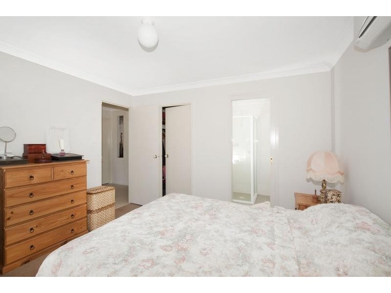 12 Illawong Road, Summerland Point NSW 2259