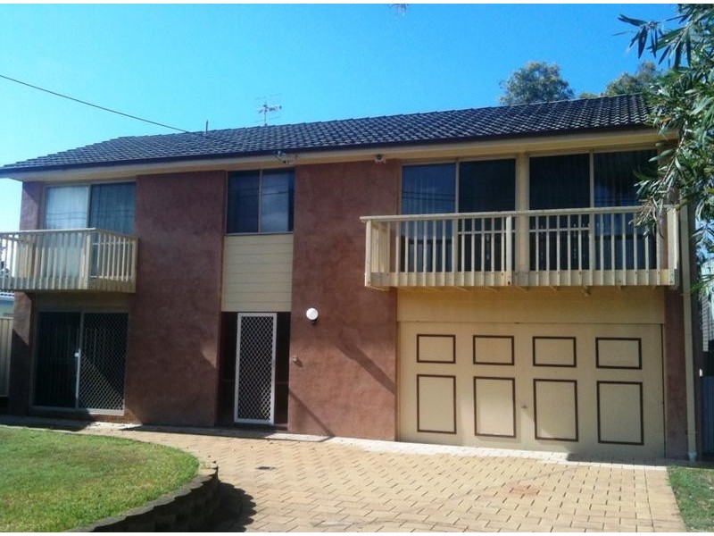 19 Ocean Street, Budgewoi NSW 2262