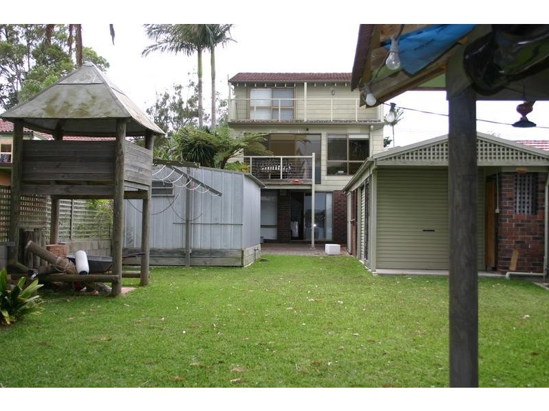 7 Kenilworth Street, Mannering Park NSW 2259