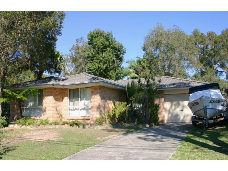 67 Muraban Road, Summerland Point NSW 2259