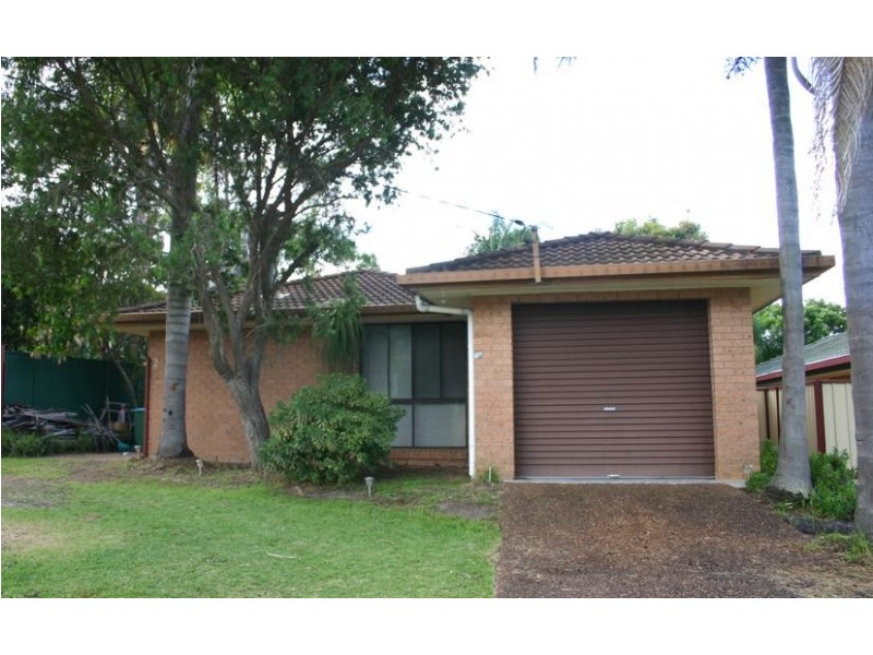 2 Cheryl Street, Mannering Park NSW 2259