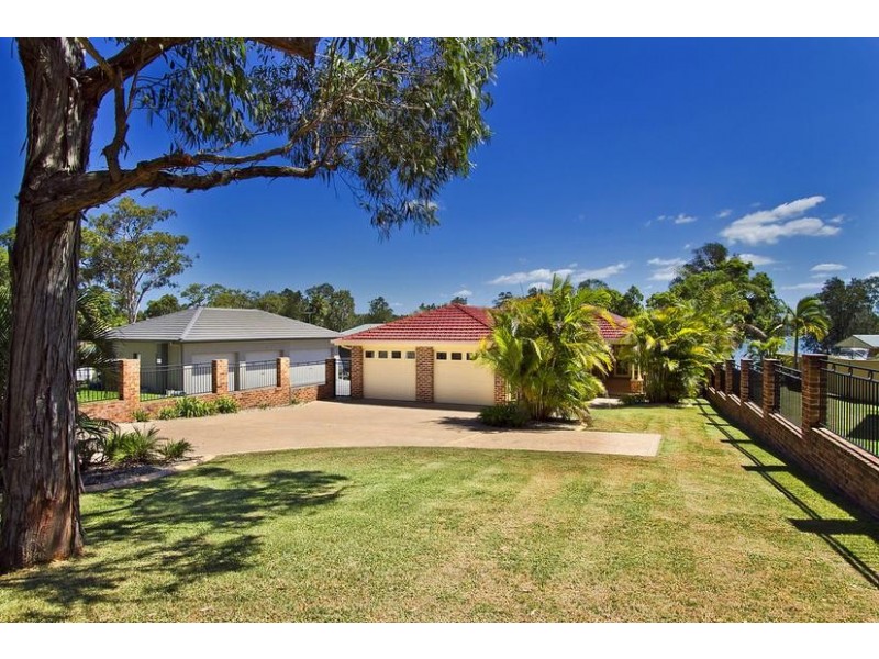 32 Gordon Avenue, Summerland Point NSW 2259